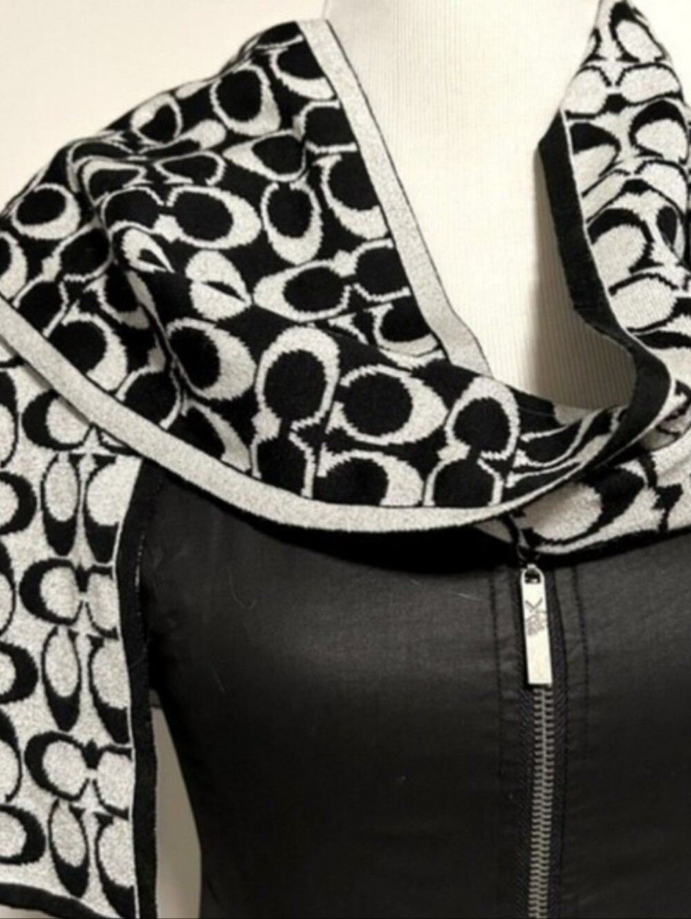 NWOT Coach Reversible Logo Scarf in Black and White
